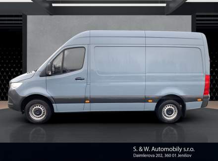 Mercedes-Benz - Sprinter