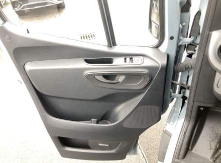 Mercedes-Benz - Sprinter
