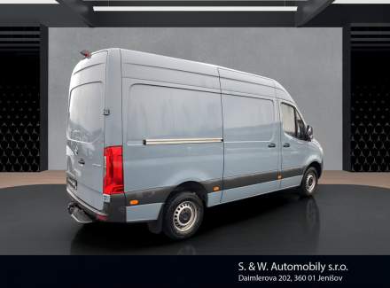 Mercedes-Benz - Sprinter