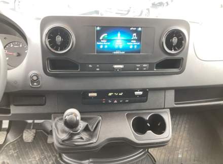 Mercedes-Benz - Sprinter