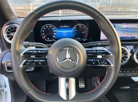 Mercedes-Benz - CLA