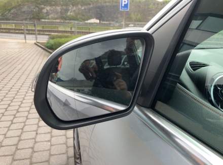 Mercedes-Benz - B-class