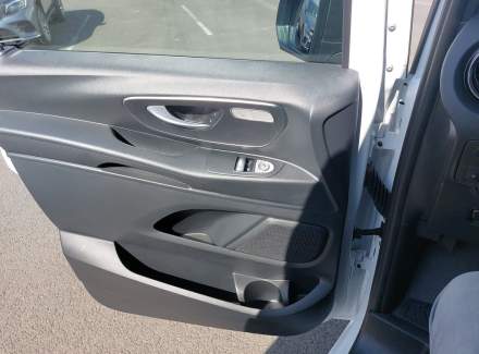 Mercedes-Benz - Vito