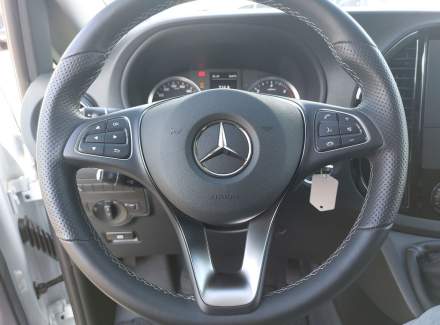 Mercedes-Benz - Vito
