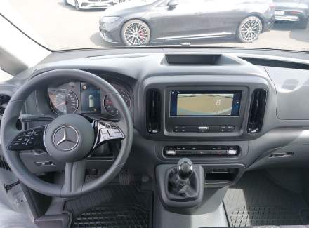 Mercedes-Benz - Vito