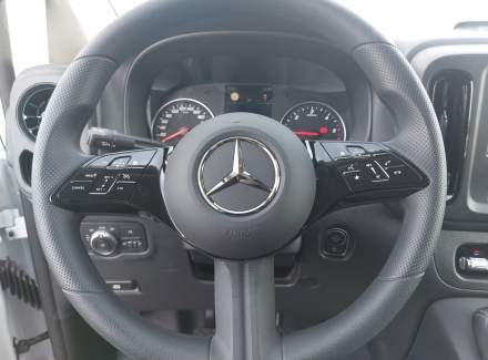Mercedes-Benz - Vito