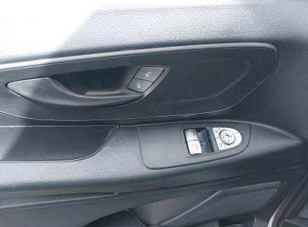 Mercedes-Benz - Vito