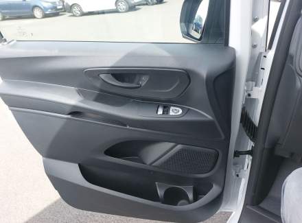 Mercedes-Benz - Vito