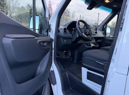 Mercedes-Benz - Sprinter