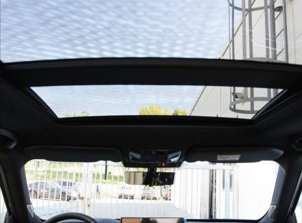 Mitsubishi - Outlander