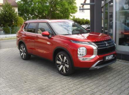 Mitsubishi - Outlander