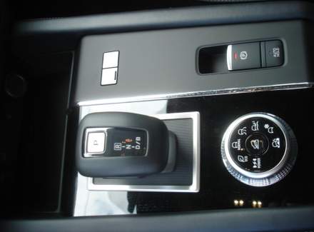 Mitsubishi - Outlander