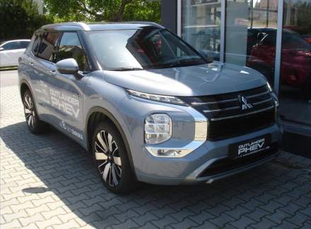 Mitsubishi - Outlander