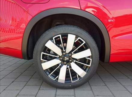 Mitsubishi - Outlander