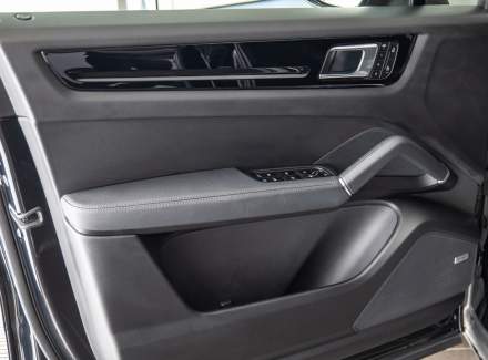 Porsche - Cayenne