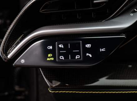 Ferrari - SF90 Stradale