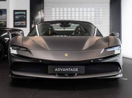Ferrari - SF90 Stradale