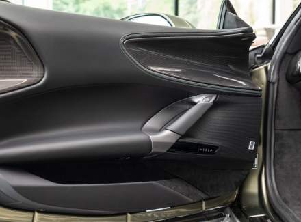 Ferrari - SF90 Stradale