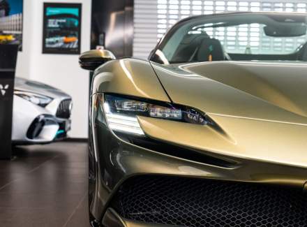 Ferrari - SF90 Stradale