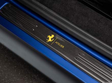 Ferrari - SF90 Stradale