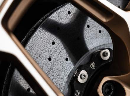 Lamborghini - Revuelto