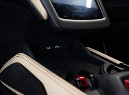 Lamborghini - Revuelto