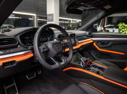 Lamborghini - Urus