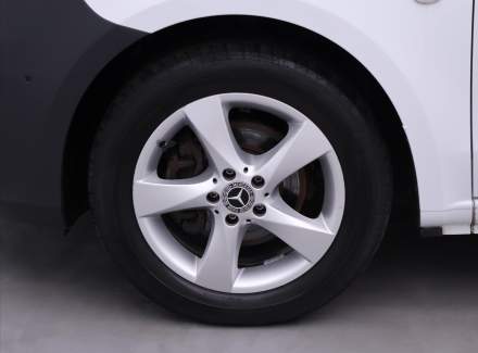 Mercedes-Benz - Vito