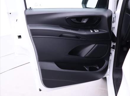 Mercedes-Benz - Vito