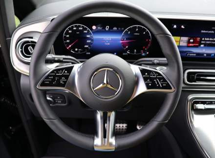 Mercedes-Benz - V-class