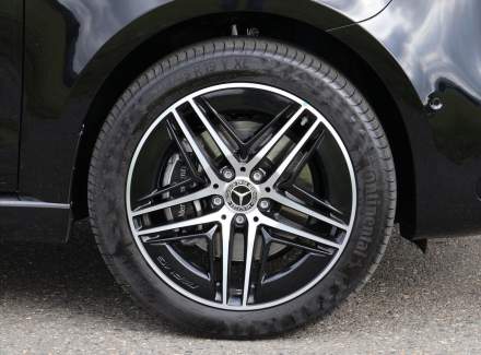 Mercedes-Benz - V-class