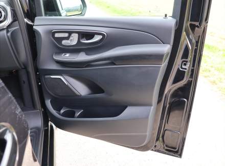 Mercedes-Benz - V-class