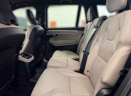 Volvo - XC90