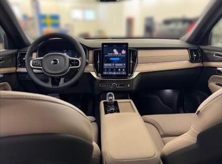 Volvo - XC90
