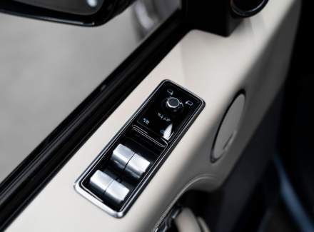 Land Rover - Range Rover