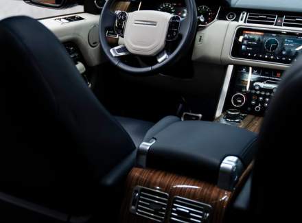 Land Rover - Range Rover