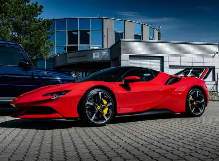 Ferrari - SF90 Stradale