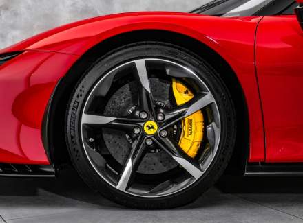 Ferrari - SF90 Stradale