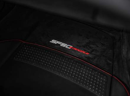 Ferrari - SF90 Stradale