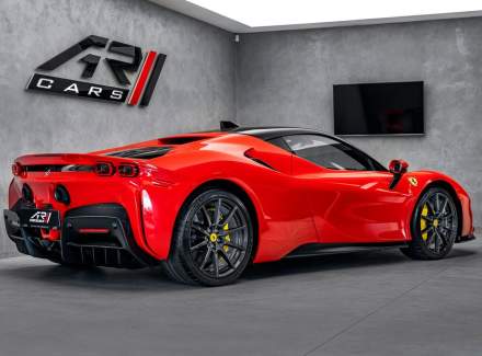 Ferrari - SF90 Stradale