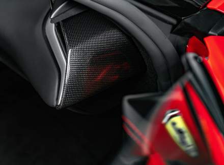 Ferrari - SF90 Stradale