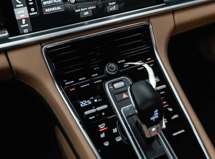 Porsche - Panamera