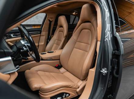 Porsche - Panamera