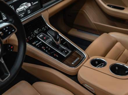 Porsche - Panamera