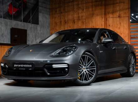 Porsche - Panamera