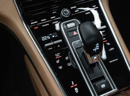 Porsche - Panamera