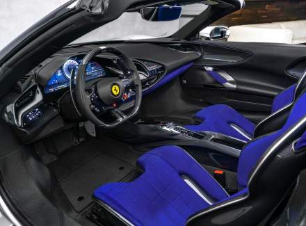 Ferrari - SF90 Stradale