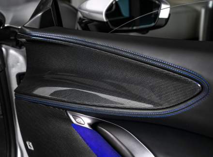 Ferrari - SF90 Stradale