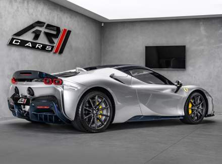 Ferrari - SF90 Stradale