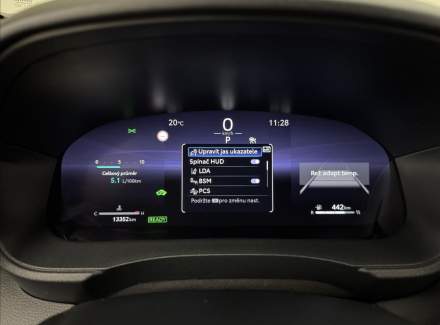 Toyota - Yaris Cross